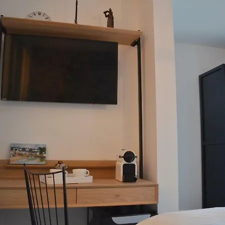 La Maison De Gabrielle Couette-café 3*